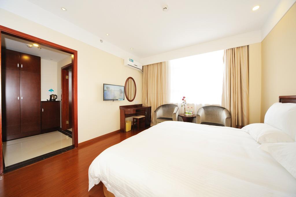 Greentree Inn Shanghai West Huaxia Road Metro Station Express Hotel חדר תמונה