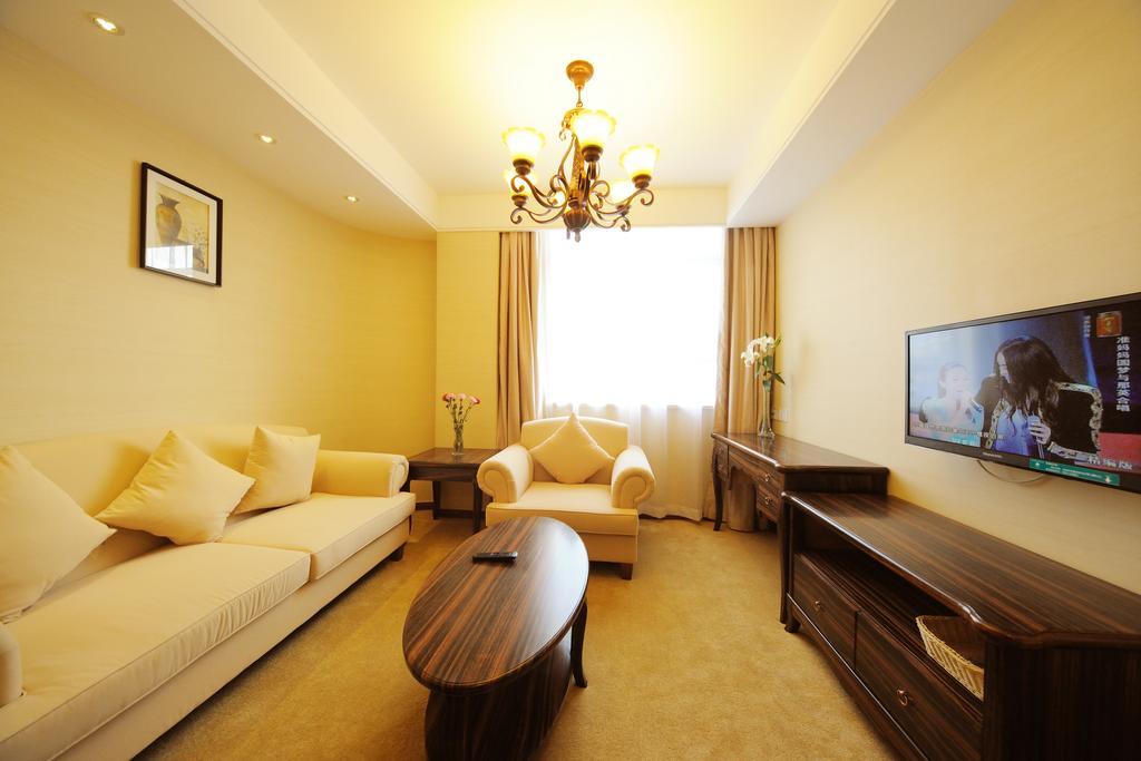 Greentree Inn Shanghai West Huaxia Road Metro Station Express Hotel מראה חיצוני תמונה